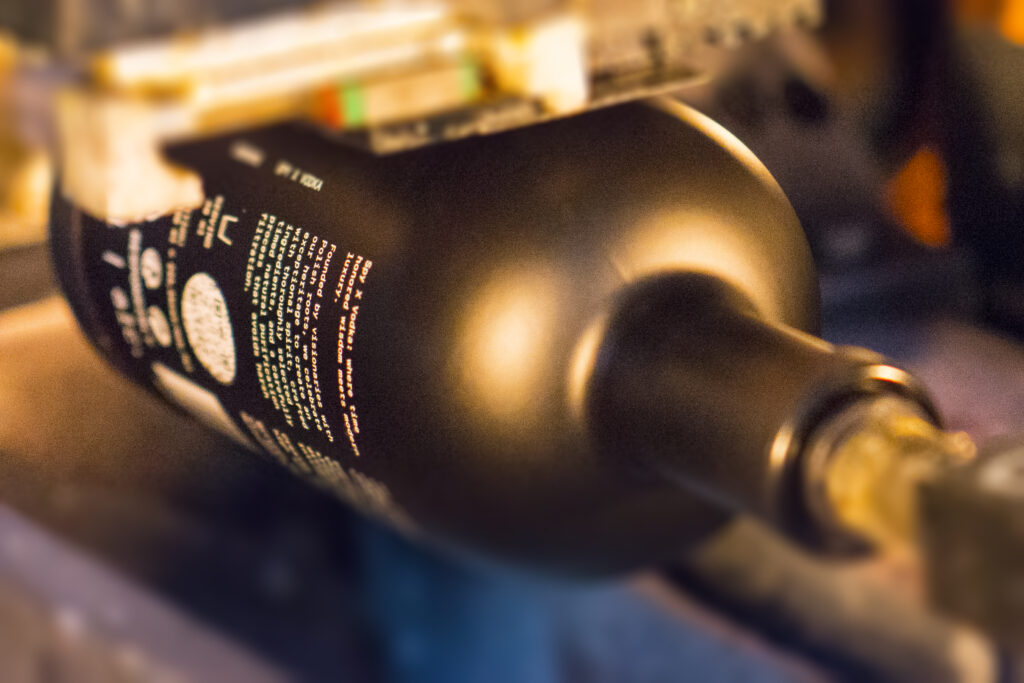 spy-x-ultra-luxury-vodka-bottle-manufacturing